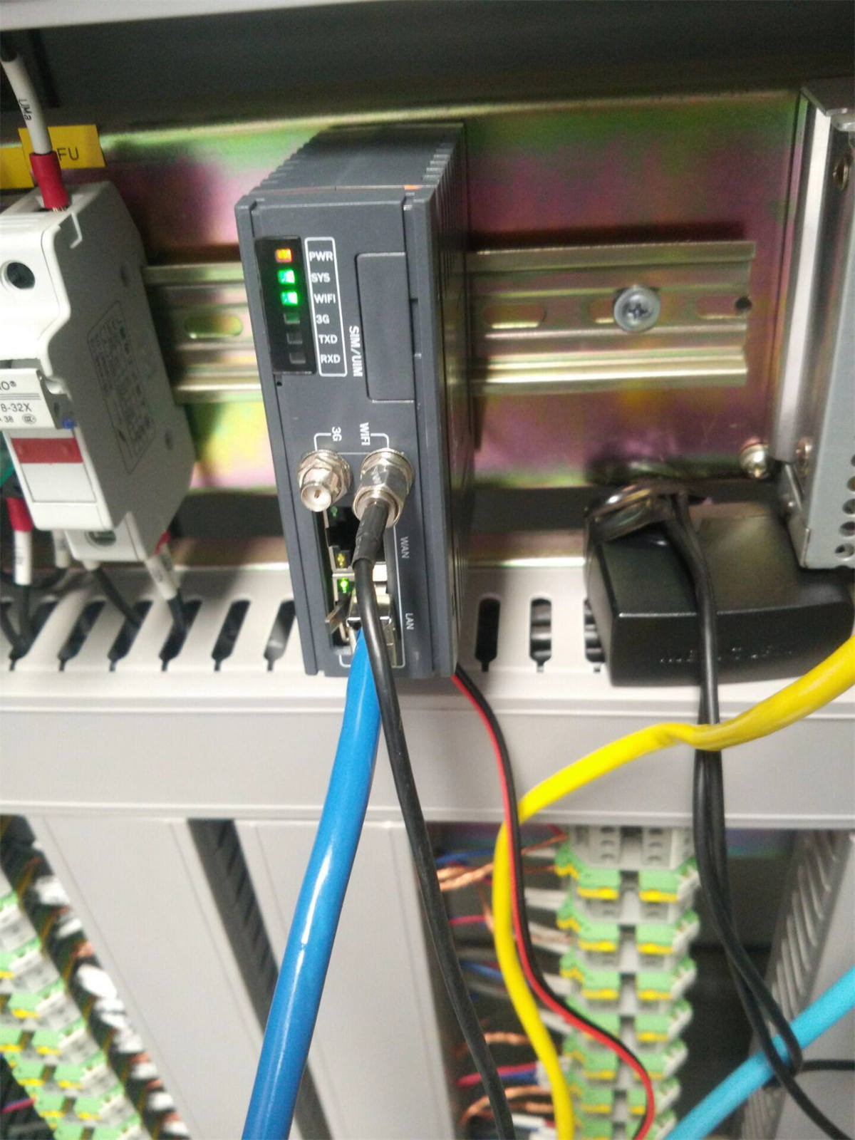 plc遠程模塊安裝現(xiàn)場圖